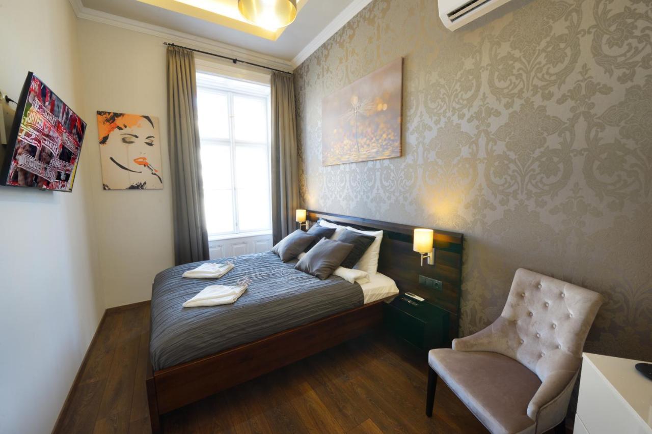 Orangehomes 4 Bdrm Apartment View To Synagogue Budapest Exterior photo